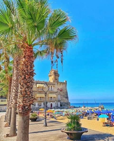 Hotel Da Alfredo Castellabate Exterior photo